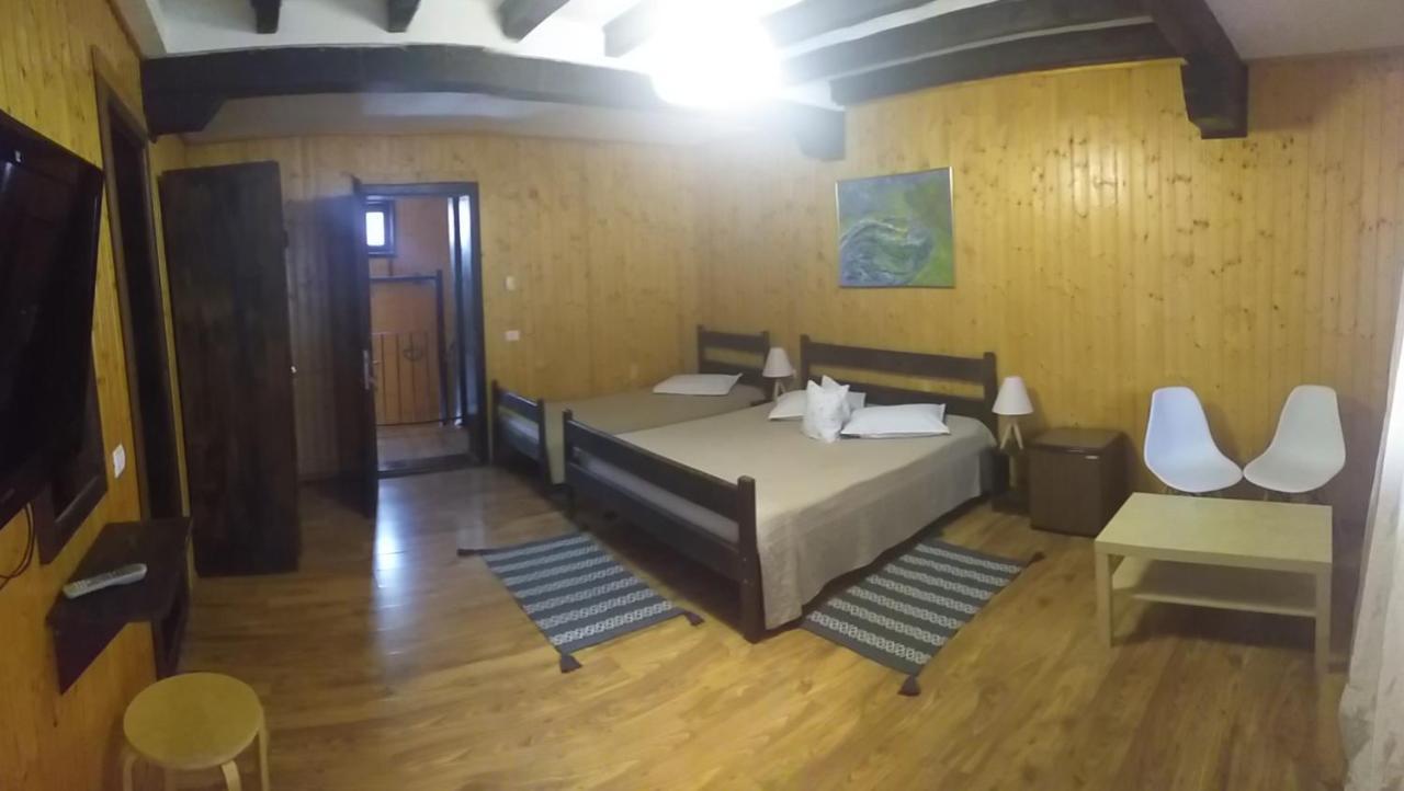 Hotel Dumbrava Soarelui Braşov Exterior foto